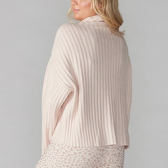 Tavi Noir Alpine Mock Neck Sweater Blush Pink SZ S neutral cropped oversized EUC - Picture 2 of 7